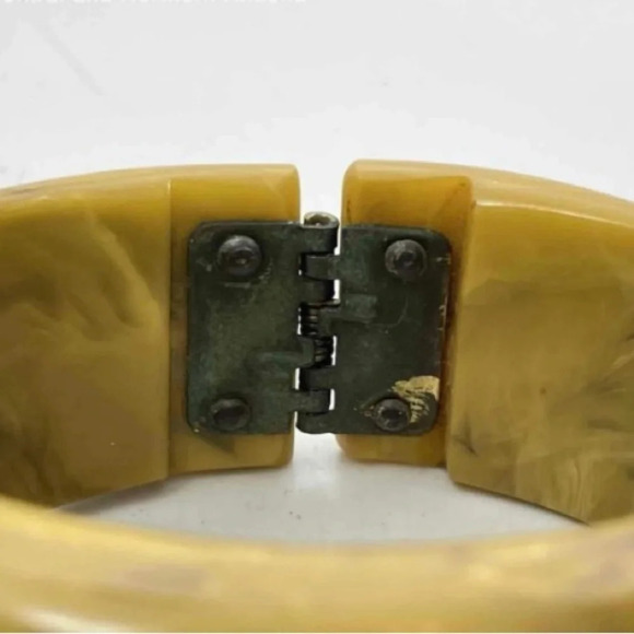 ENDURA BAKELITE Vintage 1940s Bangle Clamper Cuff Wristwatch RARE​ Hard to Find - Picture 7 of 8